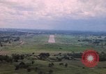 Standbild Luftfahrzeug landet Thailand, 1967, aus Sekunde 20 historischem Filmmaterial Videoclip 65675038790