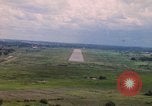 Standbild Luftfahrzeug landet Thailand, 1967, aus Sekunde 37 historischem Filmmaterial Videoclip 65675038790