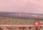 Standbild Luftfahrzeug landet Thailand, 1967, aus Sekunde 3 historischem Filmmaterial Videoclip 65675038791