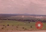 Standbild Luftfahrzeug landet Thailand, 1967, aus Sekunde 8 historischem Filmmaterial Videoclip 65675038791