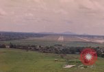 Standbild Luftfahrzeug landet Thailand, 1967, aus Sekunde 20 historischem Filmmaterial Videoclip 65675038791