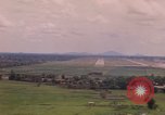 Standbild Luftfahrzeug landet Thailand, 1967, aus Sekunde 23 historischem Filmmaterial Videoclip 65675038791