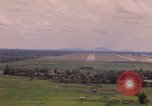 Standbild Luftfahrzeug landet Thailand, 1967, aus Sekunde 24 historischem Filmmaterial Videoclip 65675038791