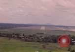 Standbild Luftfahrzeug landet Thailand, 1967, aus Sekunde 26 historischem Filmmaterial Videoclip 65675038791