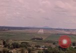 Standbild Luftfahrzeug landet Thailand, 1967, aus Sekunde 36 historischem Filmmaterial Videoclip 65675038791