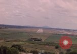 Standbild Luftfahrzeug landet Thailand, 1967, aus Sekunde 39 historischem Filmmaterial Videoclip 65675038791