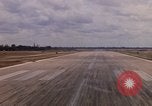 Standbild Luftfahrzeug landet Ubon Ratchathani Thailand, 1967, aus Sekunde 29 historischem Filmmaterial Videoclip 65675038792