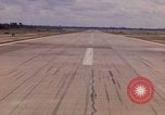 Standbild Luftfahrzeug landet Ubon Ratchathani Thailand, 1967, aus Sekunde 43 historischem Filmmaterial Videoclip 65675038792