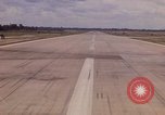 Standbild Luftfahrzeug landet Ubon Ratchathani Thailand, 1967, aus Sekunde 44 historischem Filmmaterial Videoclip 65675038792