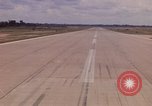 Standbild Luftfahrzeug landet Ubon Ratchathani Thailand, 1967, aus Sekunde 49 historischem Filmmaterial Videoclip 65675038792