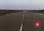 Image aéronef atterrit en Thaïlande, 1967, de la seconde 54 séquences d'archives historiques vidéo 65675038794
