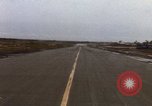 Image aéronef atterrit en Thaïlande, 1967, de la seconde 56 séquences d'archives historiques vidéo 65675038794