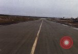 Image aéronef atterrit en Thaïlande, 1967, de la seconde 57 séquences d'archives historiques vidéo 65675038794