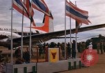 Immagine di Re Bhumibol Udorn Royal Thai Air Force Base della Thailandia, 1966, secondo 10 filmato di repertorio 65675038798