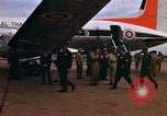 Immagine di Re Bhumibol Udorn Royal Thai Air Force Base della Thailandia, 1966, secondo 27 filmato di repertorio 65675038798