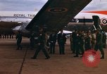 Immagine di Re Bhumibol Udorn Royal Thai Air Force Base della Thailandia, 1966, secondo 28 filmato di repertorio 65675038798