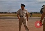 Immagine di Re Bhumibol Udorn Royal Thai Air Force Base della Thailandia, 1966, secondo 41 filmato di repertorio 65675038799