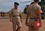 Immagine di Re Bhumibol Udorn Royal Thai Air Force Base della Thailandia, 1966, secondo 42 filmato di repertorio 65675038799