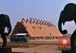 Image chapelle construction Udorn Royal Thai Air Force Base en Thaïlande, 1967, de la seconde 27 séquences d'archives historiques vidéo 65675038801