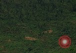 Standbild Bomber T-28 Thailand, 1972, aus Sekunde 13 historischem Filmmaterial Videoclip 65675038806