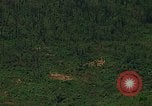 Standbild Bomber T-28 Thailand, 1972, aus Sekunde 16 historischem Filmmaterial Videoclip 65675038806