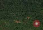 Standbild Bomber T-28 Thailand, 1972, aus Sekunde 20 historischem Filmmaterial Videoclip 65675038806