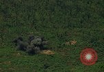 Standbild Bomber T-28 Thailand, 1972, aus Sekunde 25 historischem Filmmaterial Videoclip 65675038806