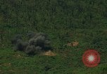 Standbild Bomber T-28 Thailand, 1972, aus Sekunde 28 historischem Filmmaterial Videoclip 65675038806