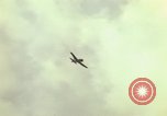Standbild Bomber T-28 Thailand, 1972, aus Sekunde 61 historischem Filmmaterial Videoclip 65675038806