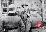 Standbild Feldmarschall Ernst Busch hat 40 Jahre Service Belarus, 1944, aus Sekunde 18 historischem Filmmaterial Videoclip 65675038828