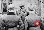 Standbild Feldmarschall Ernst Busch hat 40 Jahre Service Belarus, 1944, aus Sekunde 19 historischem Filmmaterial Videoclip 65675038828