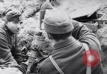 Image l'infanterie allemande opérant dans les marais en hiver l'Ukraine, 1944, de la seconde 35 séquences d'archives historiques vidéo 65675038829