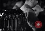 Standbild Glas machen Center Deutschland, 1940, aus Sekunde 58 historischem Filmmaterial Videoclip 65675038834