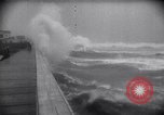Standbild Wind und Wellen stampfenden Küste Kalifornien, 1940, aus Sekunde 10 historischem Filmmaterial Videoclip 65675038835