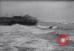 Standbild Wind und Wellen stampfenden Küste Kalifornien, 1940, aus Sekunde 15 historischem Filmmaterial Videoclip 65675038835