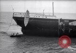 Standbild Wind und Wellen stampfenden Küste Kalifornien, 1940, aus Sekunde 45 historischem Filmmaterial Videoclip 65675038835