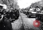 Image les troupes allemandes Budapest Hongrie, 1944, de la seconde 18 séquences d'archives historiques vidéo 65675038841