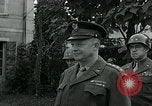 Standbild General Dwight David Eisenhower Etain Frankreich, 1944, aus Sekunde 45 historischem Filmmaterial Videoclip 65675038853