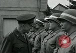 Standbild General Dwight David Eisenhower Etain Frankreich, 1944, aus Sekunde 53 historischem Filmmaterial Videoclip 65675038853