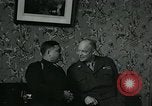 Standbild General Dwight Eisenhower Etain Frankreich, 1944, aus Sekunde 21 historischem Filmmaterial Videoclip 65675038854