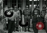 Standbild General Dwight Eisenhower Etain Frankreich, 1944, aus Sekunde 52 historischem Filmmaterial Videoclip 65675038855