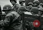 Standbild United States Army Truppen Frankreich, 1944, aus Sekunde 19 historischem Filmmaterial Videoclip 65675038859