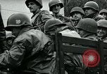 Standbild United States Army Truppen Frankreich, 1944, aus Sekunde 21 historischem Filmmaterial Videoclip 65675038859