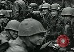 Standbild United States Army Truppen Frankreich, 1944, aus Sekunde 27 historischem Filmmaterial Videoclip 65675038859