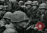 Standbild United States Army Truppen Frankreich, 1944, aus Sekunde 31 historischem Filmmaterial Videoclip 65675038859