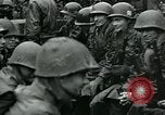 Standbild United States Army Truppen Frankreich, 1944, aus Sekunde 33 historischem Filmmaterial Videoclip 65675038859