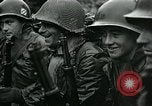 Standbild United States Army Truppen Frankreich, 1944, aus Sekunde 42 historischem Filmmaterial Videoclip 65675038859