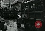 Standbild United States Army Truppen Frankreich, 1944, aus Sekunde 52 historischem Filmmaterial Videoclip 65675038859