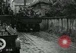 Standbild United States Army Truppen Frankreich, 1944, aus Sekunde 62 historischem Filmmaterial Videoclip 65675038859