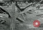 Standbild USA Ordnance Soldaten Balleroy Frankreich, 1944, aus Sekunde 24 historischem Filmmaterial Videoclip 65675038870